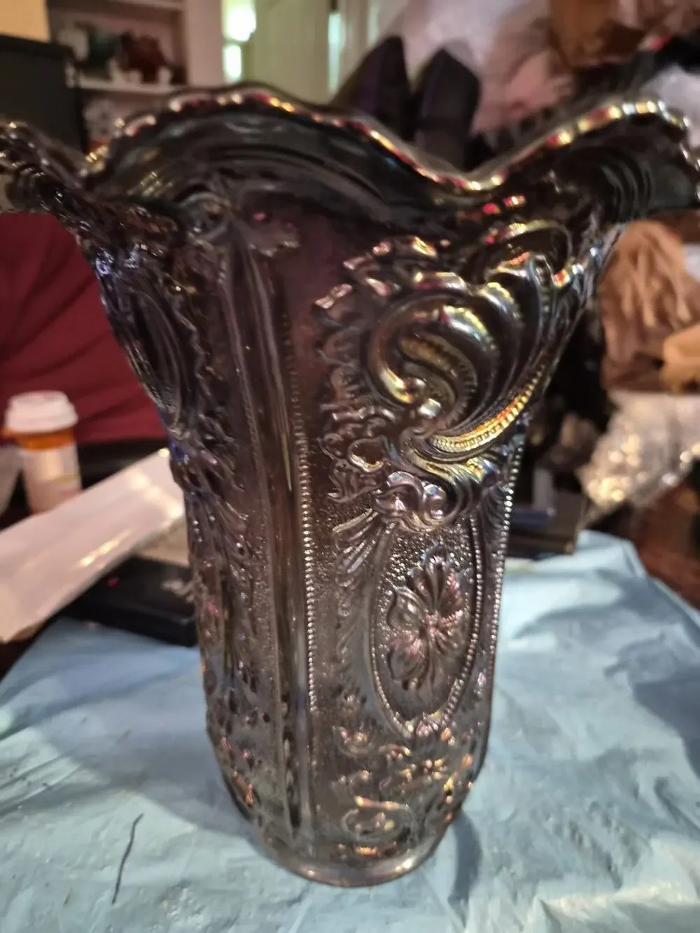 Vintage Imperial Glass Smoke Scroll And Flower Panels Vase And Iridescence...